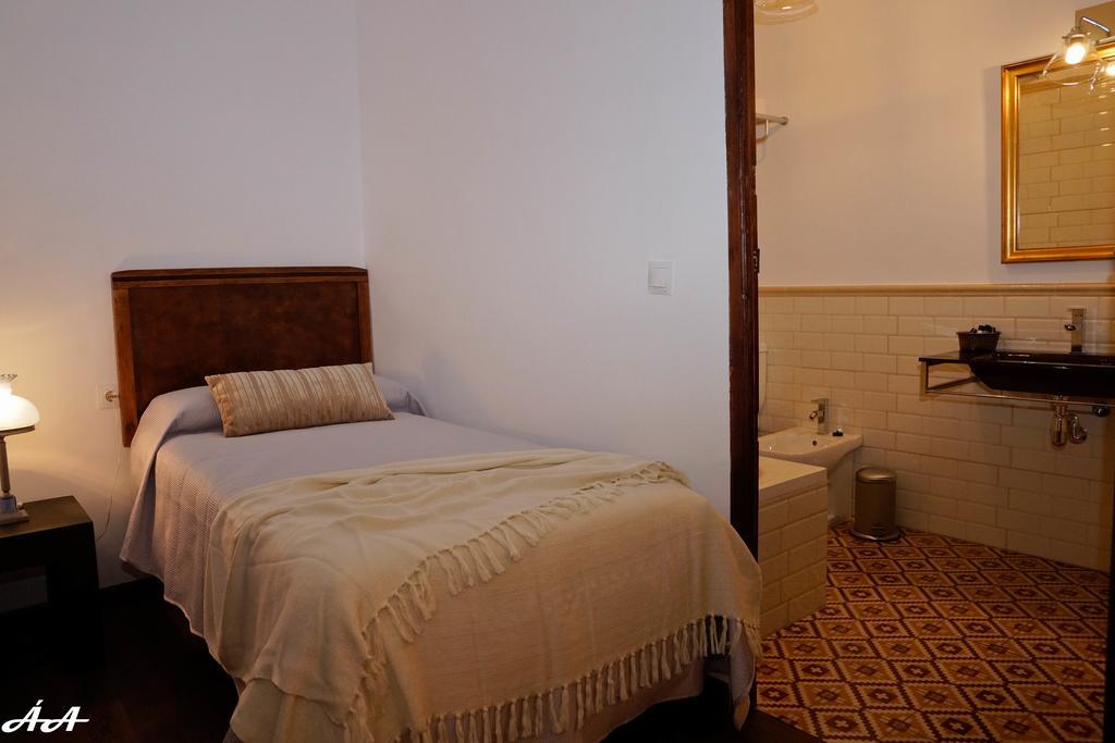 Triple Room,217979252:JPEG